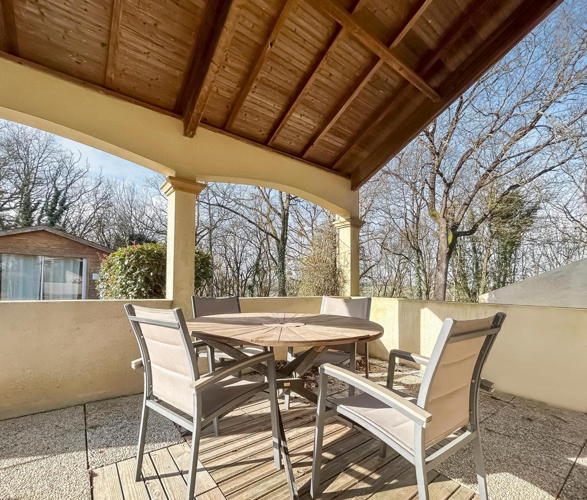 Gite L'Oree Des Buis, Piscine Privatisable Vouille  Exterior photo