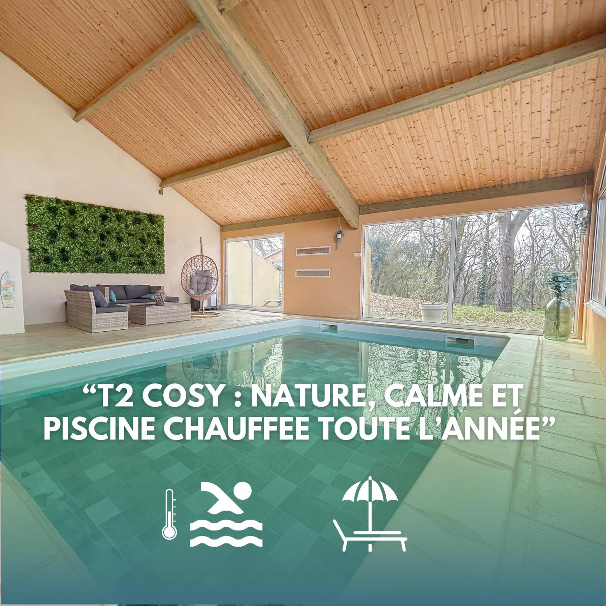 Gite L'Oree Des Buis, Piscine Privatisable Vouille  Exterior photo